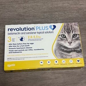 Flea and tick topical for small cats 2-5.5 lbs